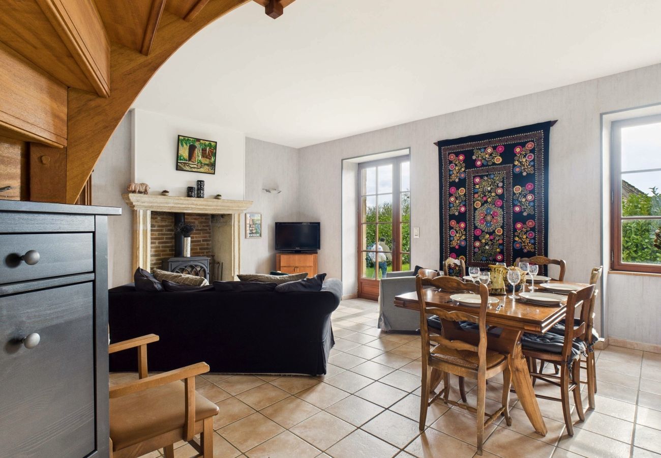 Ferienhaus in Fanlac - Charmantes Landhaus für 6 Personen mit Garten