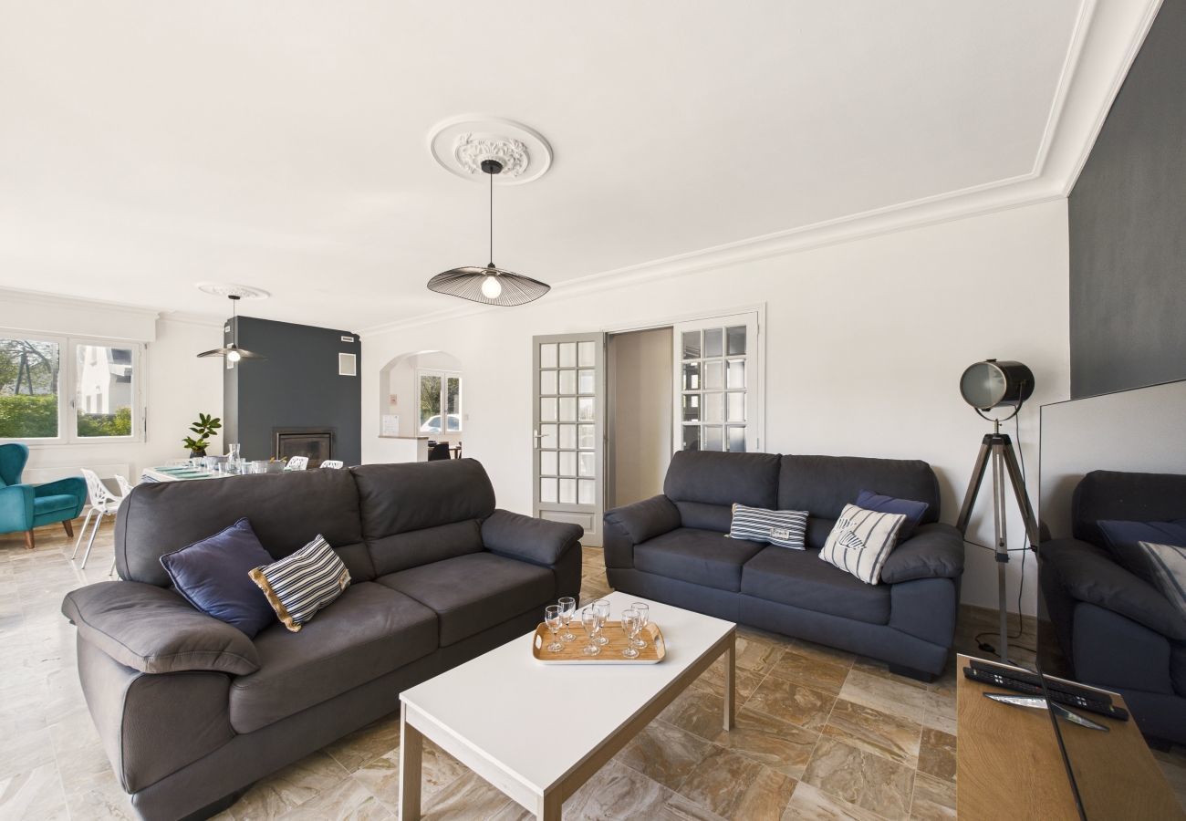 Ferienhaus in Concarneau - Modernes Haus für 12, großer Garten, Terrasse