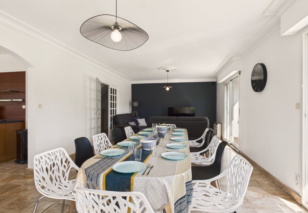 Ferienhaus in Concarneau - Modernes Haus für 12, großer Garten, Terrasse