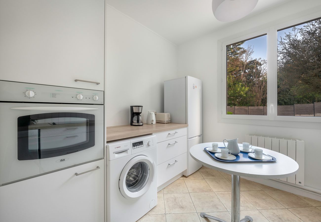 Ferienwohnung in Pornic - 20 m vom Meer - Terrasse - Appart. für 6 Pers.