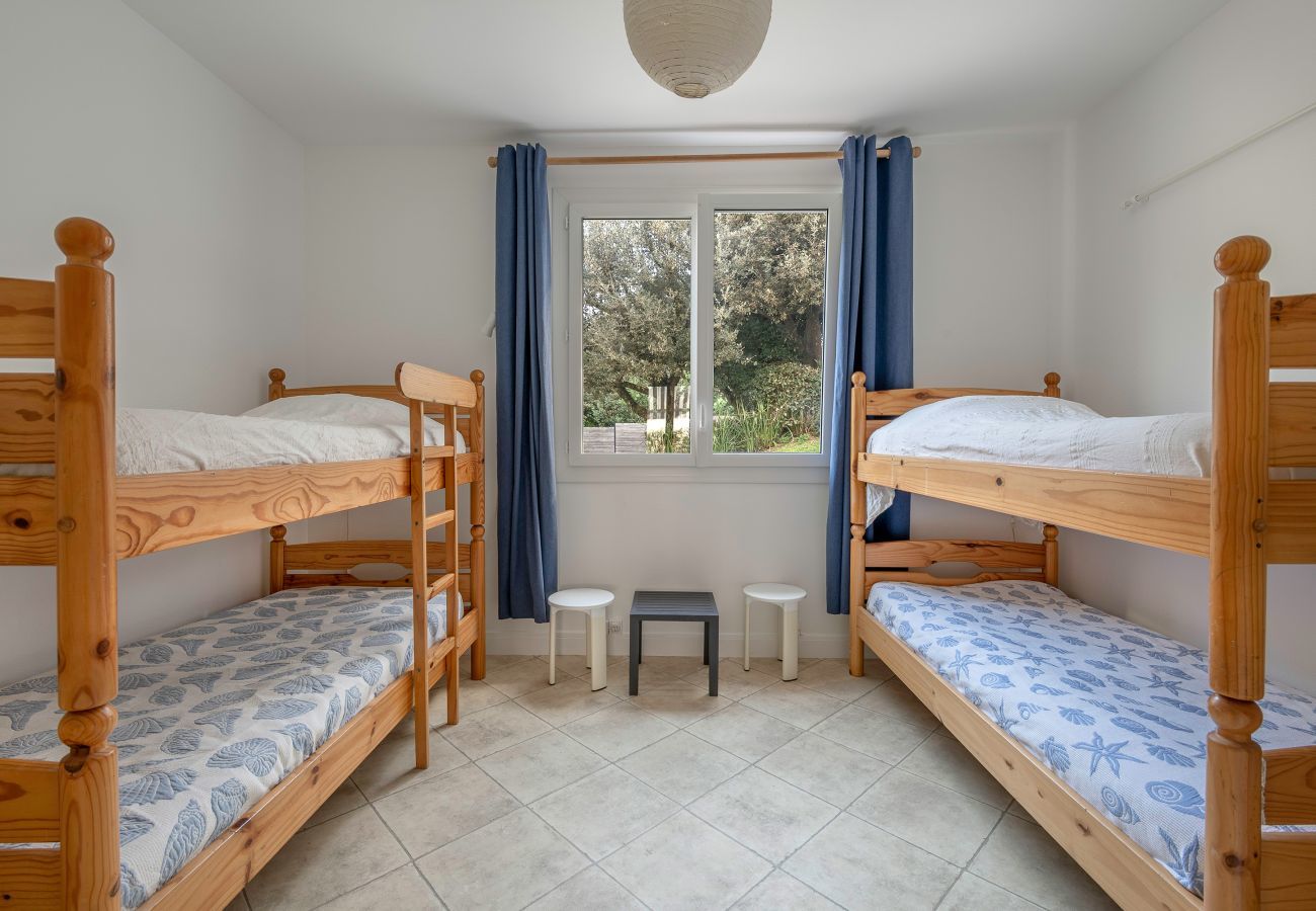 Ferienwohnung in Pornic - 20 m vom Meer - Terrasse - Appart. für 6 Pers.