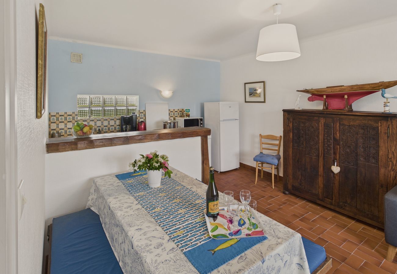 Ferienhaus in Le Guilvinec - La Frégate – Für 4 in einem Reetgedecktes Haus 