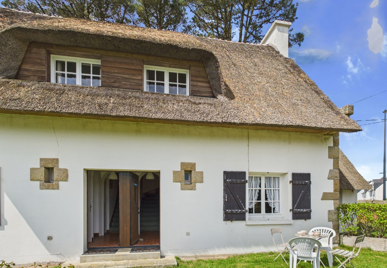 Ferienhaus in Le Guilvinec - La Frégate – Für 4 in einem Reetgedecktes Haus 