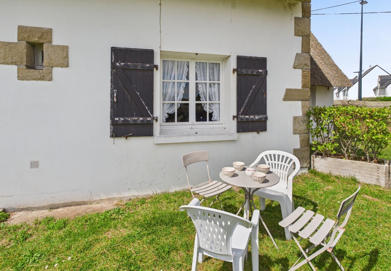 Ferienhaus in Le Guilvinec - La Frégate – Für 4 in einem Reetgedecktes Haus 