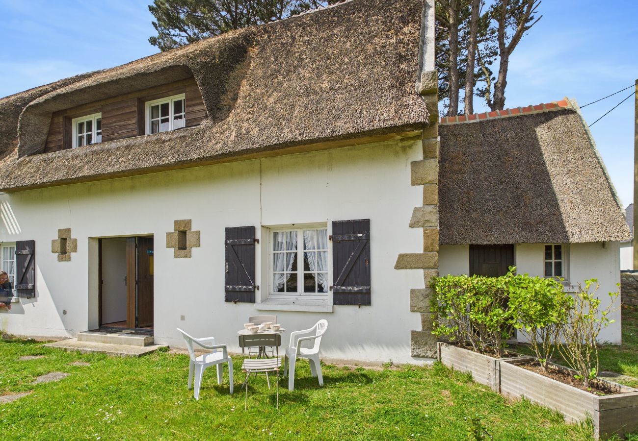Ferienhaus in Le Guilvinec - La Frégate – Für 4 in einem Reetgedecktes Haus 