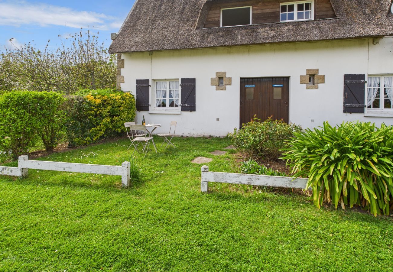 Ferienhaus in Le Guilvinec - La Caravelle – Für 3 in einem Reetgedecktes Haus 