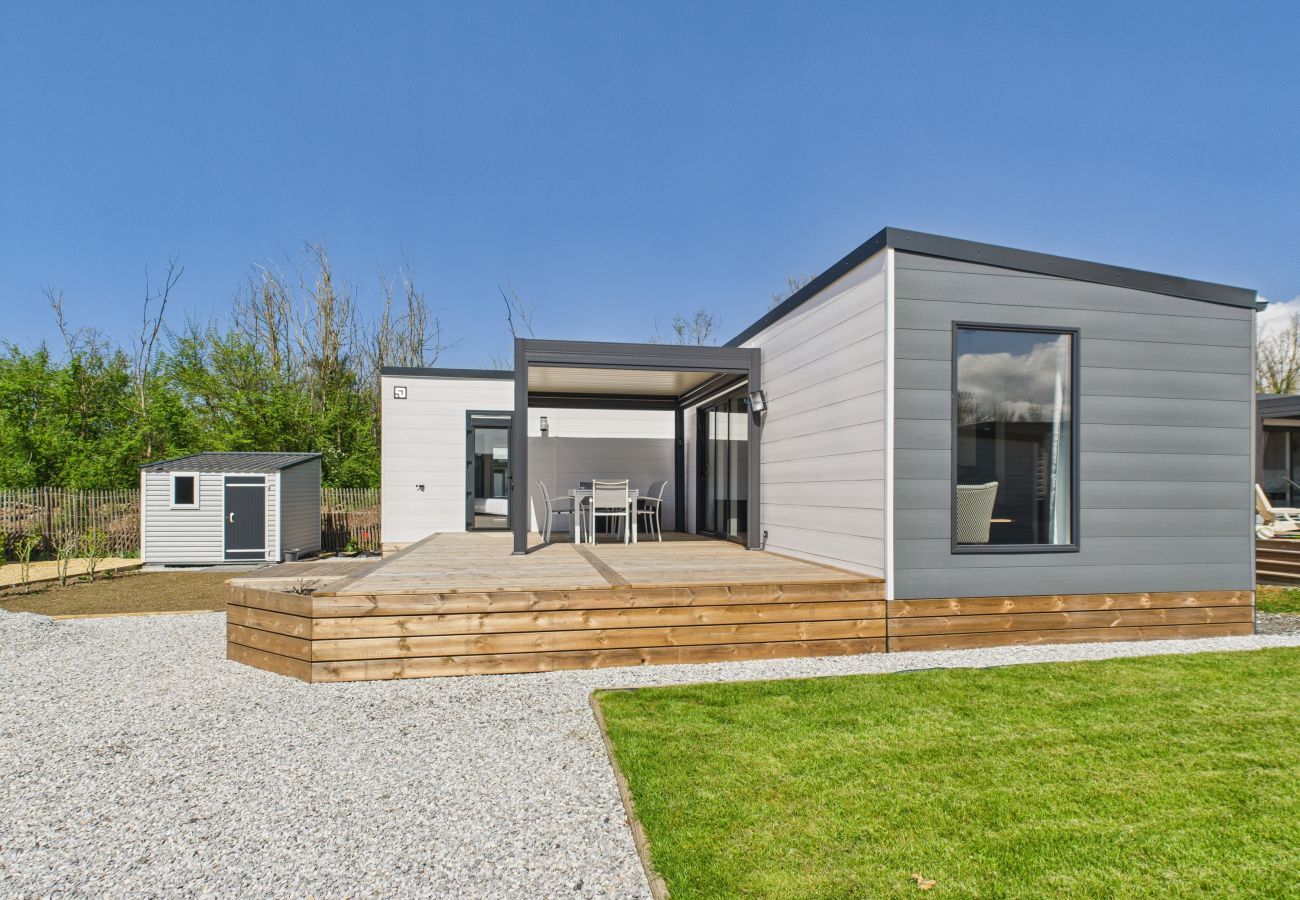 Chalet in Saint-Gilles-Croix-de-Vie - Chalet für 6 mit ganzjährig beheiztem Pool