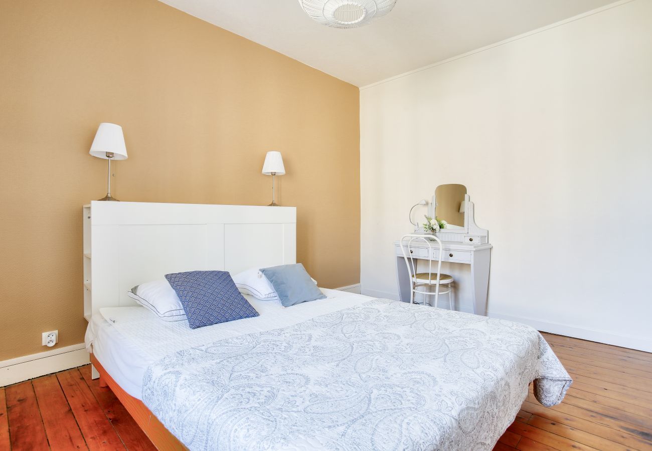 Ferienhaus in Dinard - 250 m zum Prieuré-Strand – Garten – Haus für 6