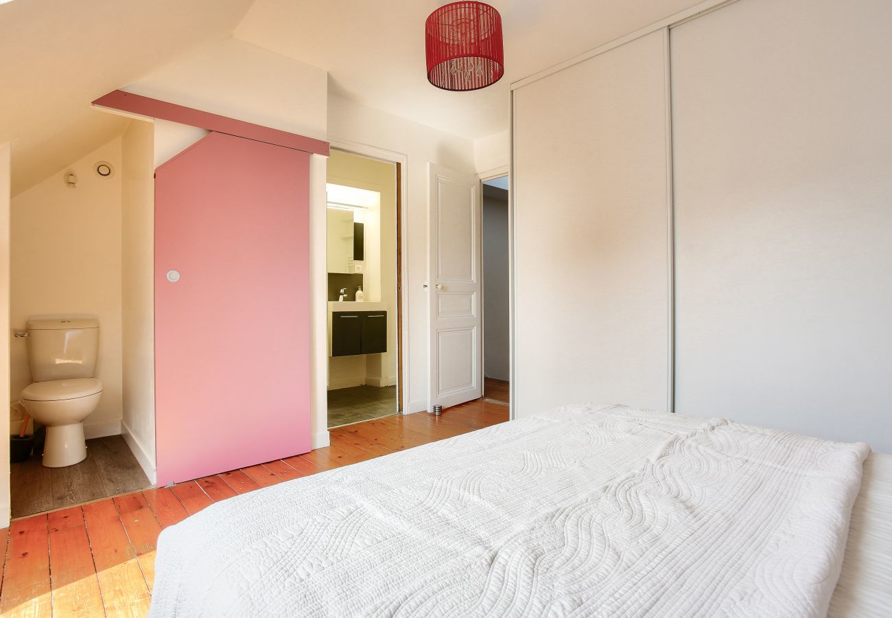 Ferienhaus in Dinard - 250 m zum Prieuré-Strand – Garten – Haus für 6