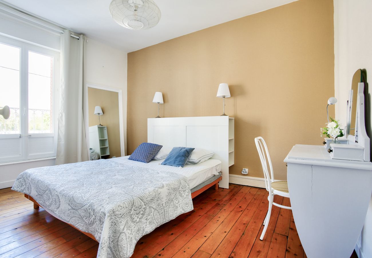 Ferienhaus in Dinard - 250 m zum Prieuré-Strand – Garten – Haus für 6