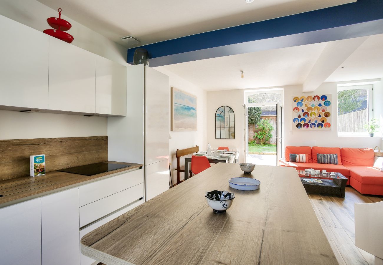 Ferienhaus in Dinard - 250 m zum Prieuré-Strand – Garten – Haus für 6