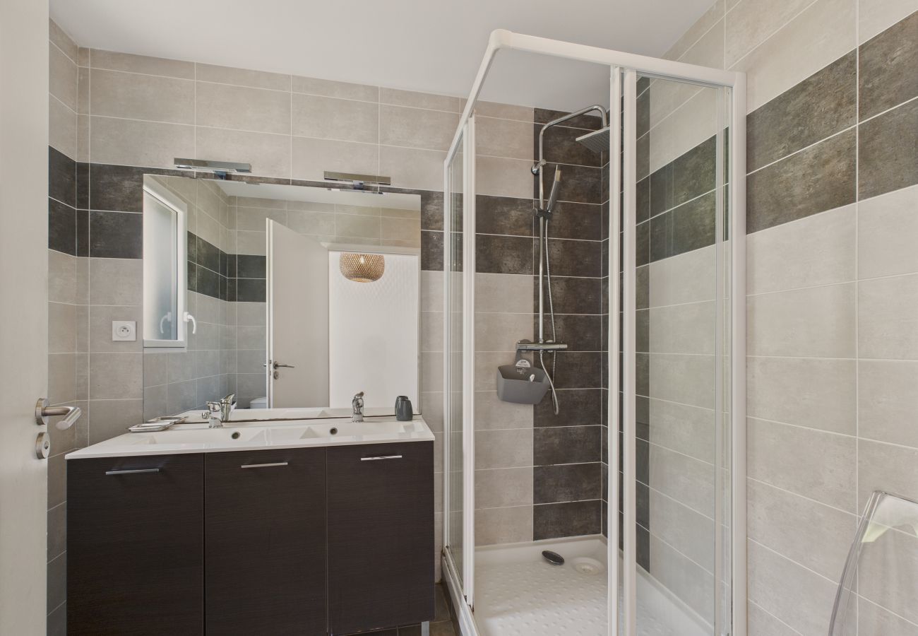 Ferienhaus in Saint-Vincent-sur-Jard - Beheizter Pool, 750m Strand, 4 Erwachsene - 4 Kinder