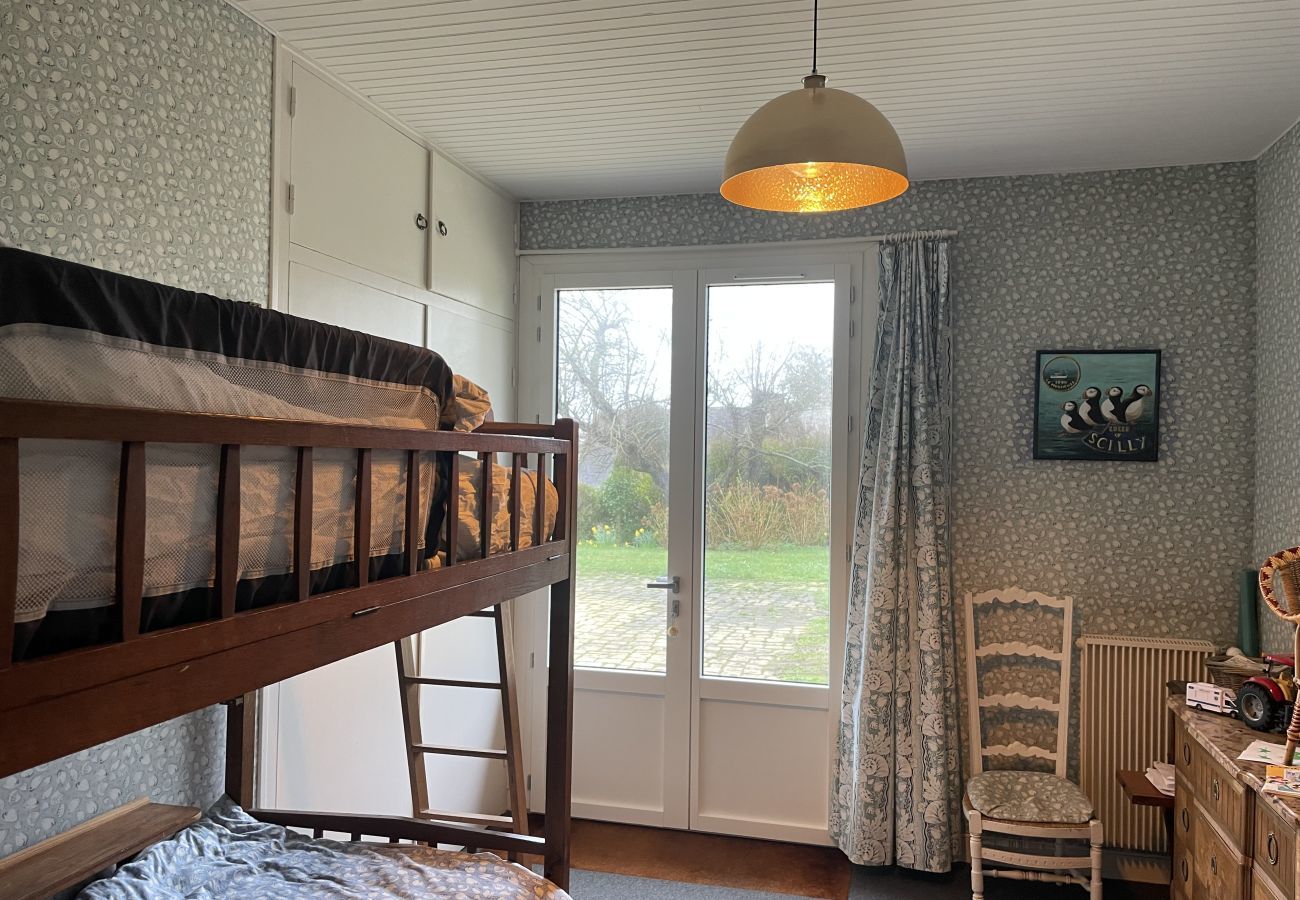 Ferienhaus in Saint-Pabu - Großes Haus am Meer mit Garten für 12 Personen