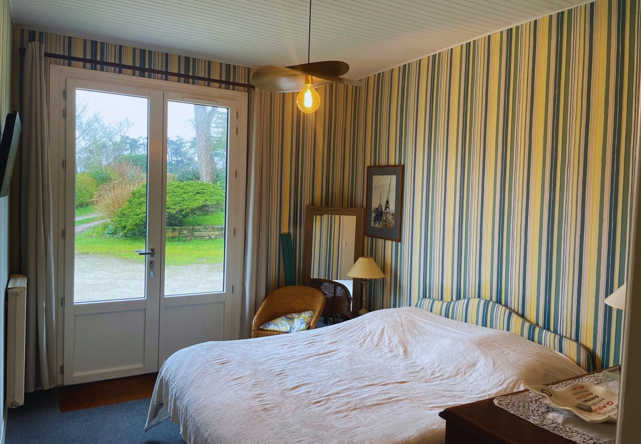 Ferienhaus in Saint-Pabu - Großes Haus am Meer mit Garten für 12 Personen