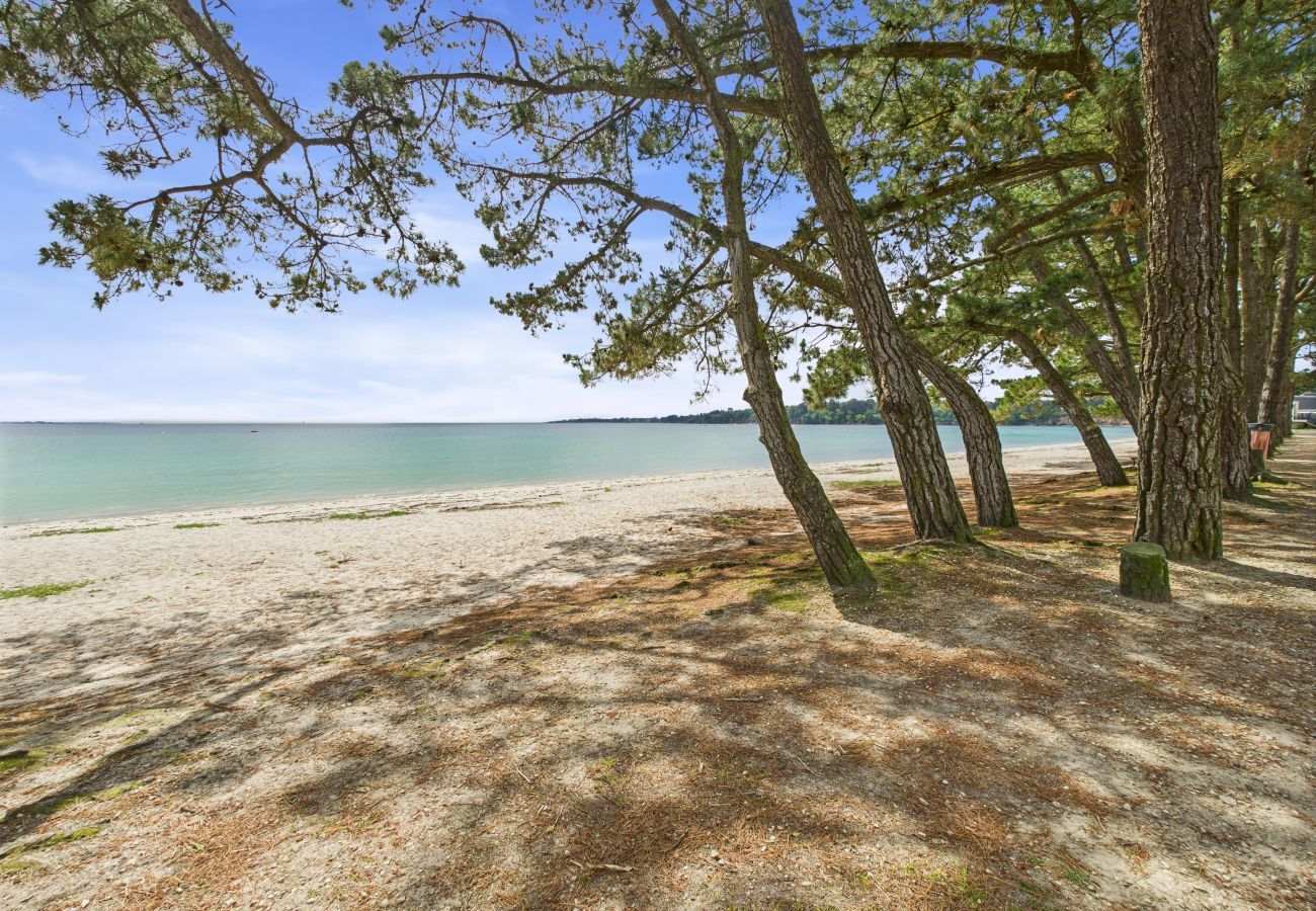 Ferienwohnung in Fouesnant - Balkon mit Meer- und Poolblick für 4 Personen