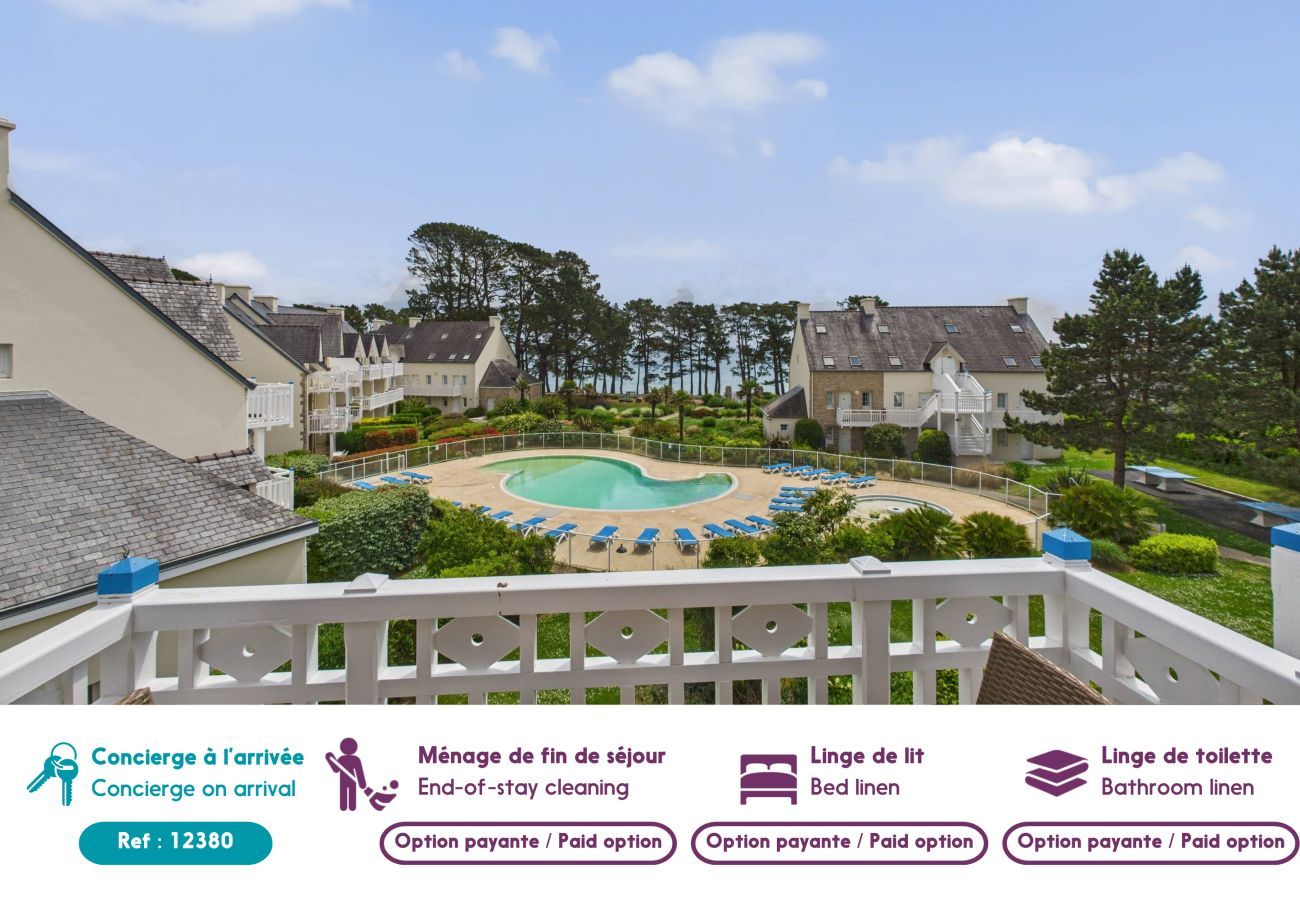 Ferienwohnung in Fouesnant - Balkon mit Meer- und Poolblick für 4 Personen