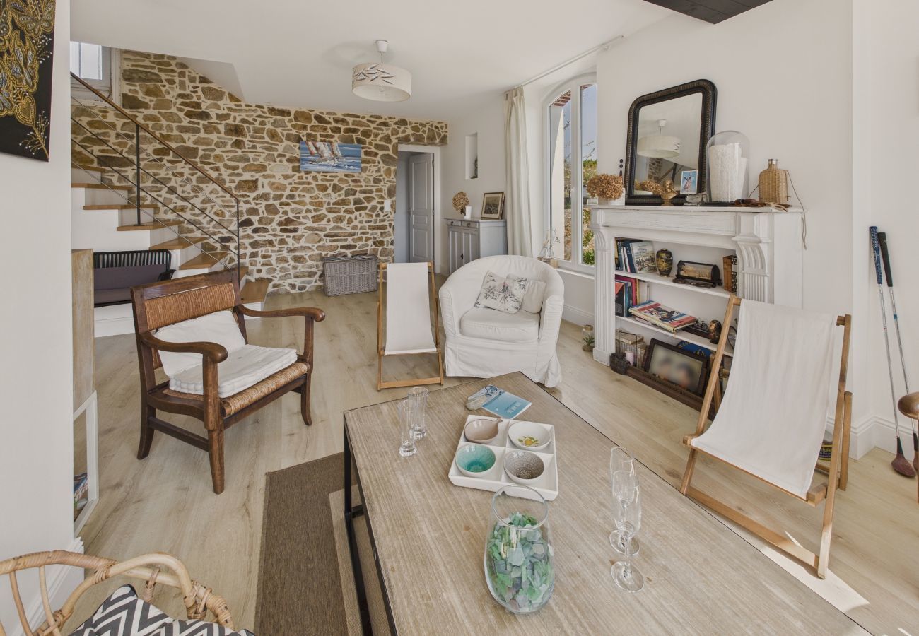 Ferienhaus in Fouesnant - Haus mit Garten für 4 Erwachsene und 2 Kinder
