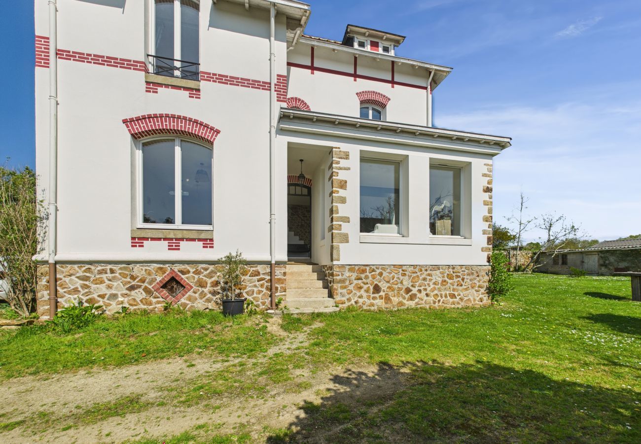 Ferienhaus in Fouesnant - Haus mit Garten für 4 Erwachsene und 2 Kinder