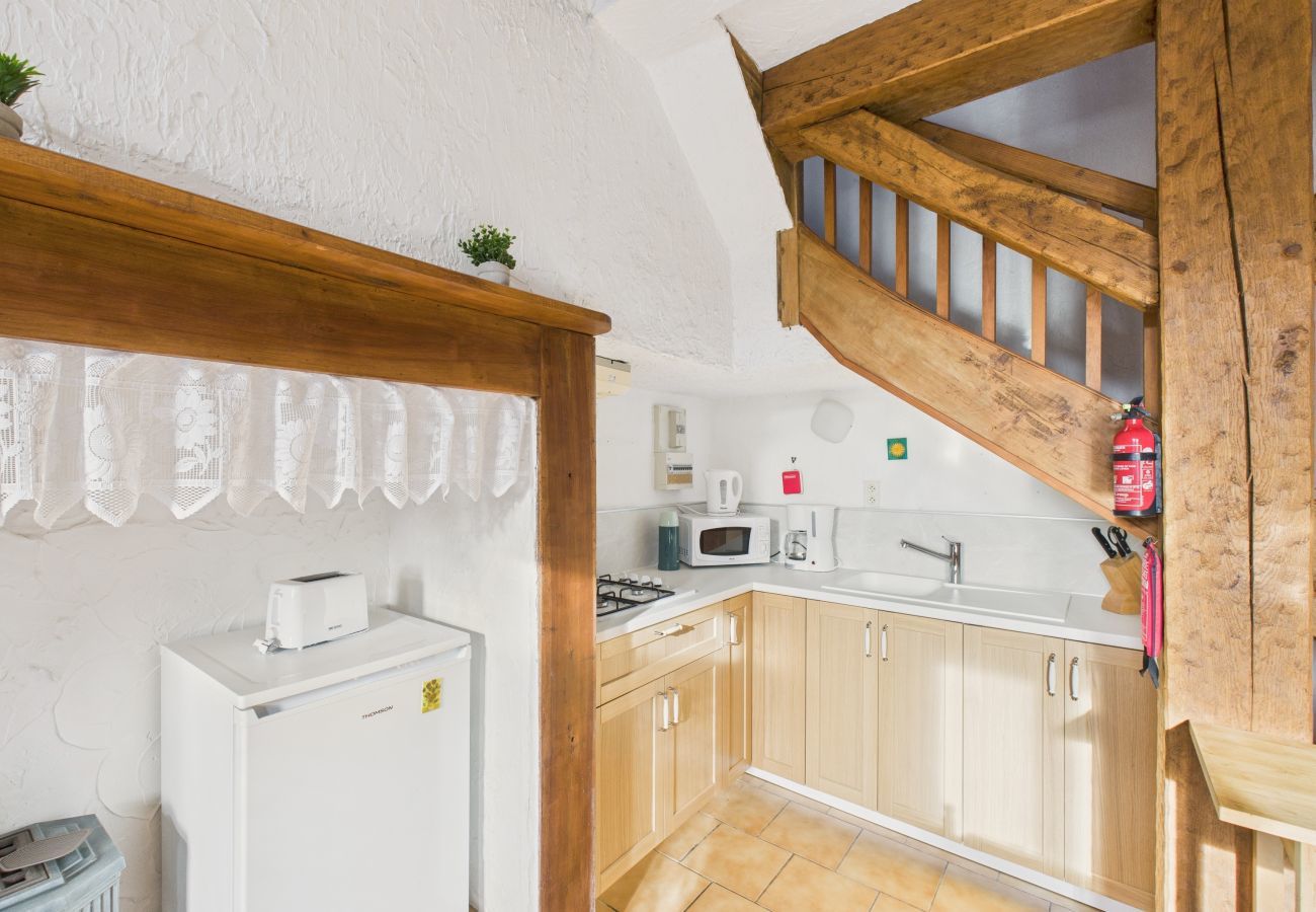 Ferienhaus in Montignac - Doppelhaushälfte, Gemeinschaftspool, 4 Personen