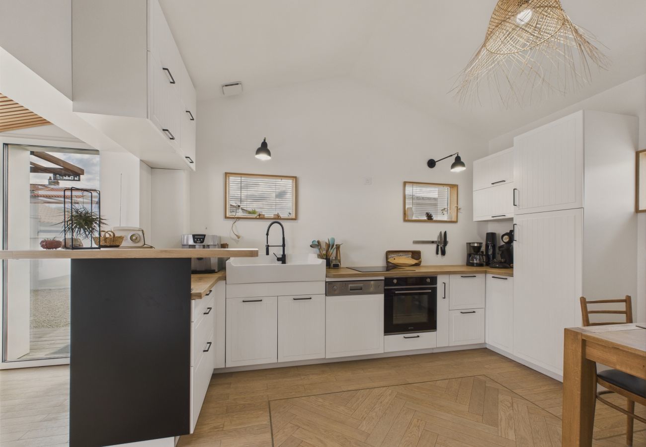 Ferienhaus in Les Sables-d´Olonne - Komplett renoviertes Haus für 10 – Terrasse