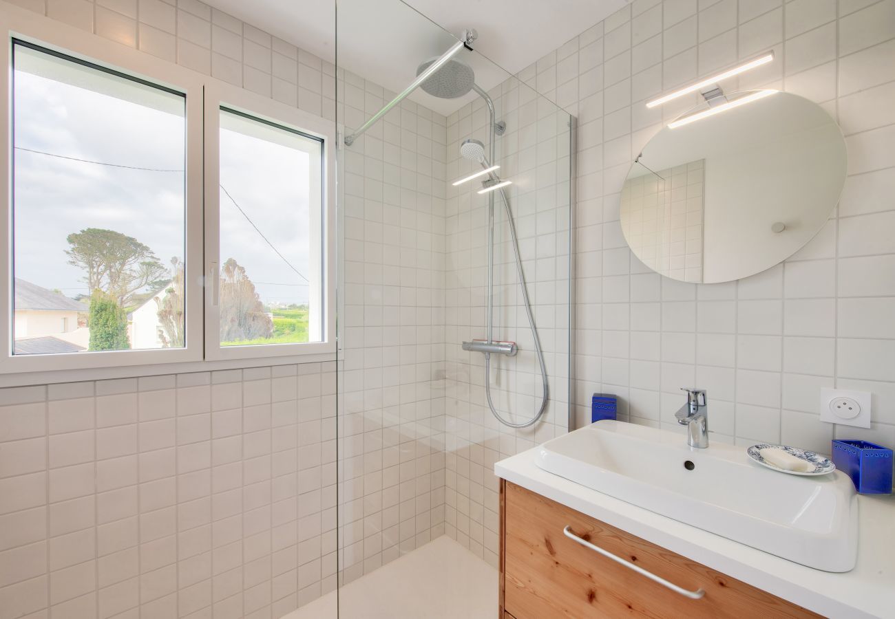 Ferienhaus in Plouguerneau - Meerblick – Haus für 6 mit Balkon – Garten