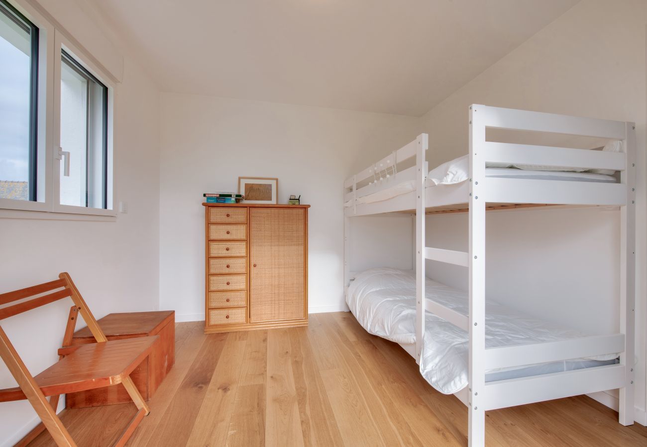 Ferienhaus in Plouguerneau - Meerblick – Haus für 6 mit Balkon – Garten