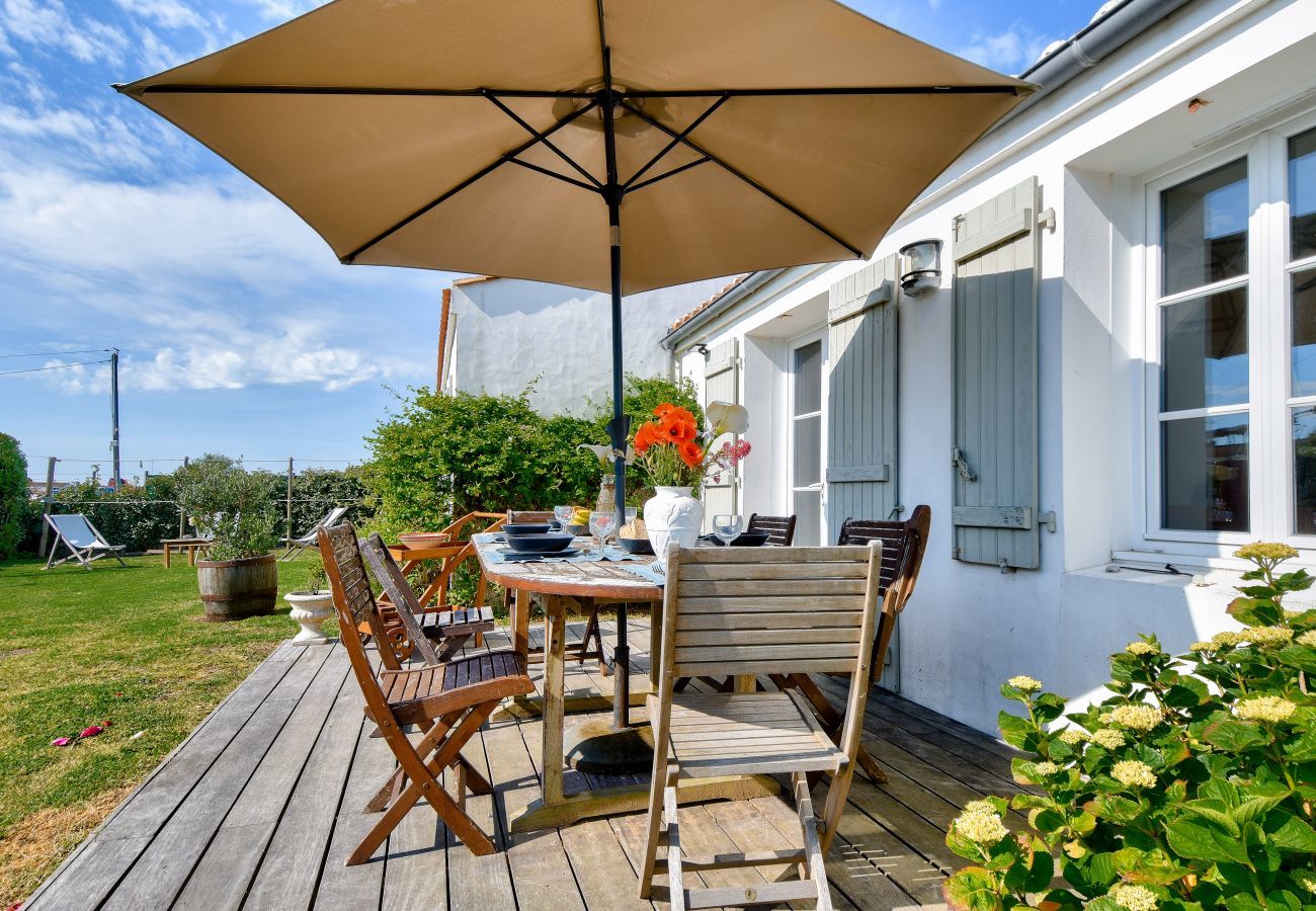 Ferienhaus in Noirmoutier-en-l´Ile - Haus für 6 in Noirmoutier - Garten - Terrasse