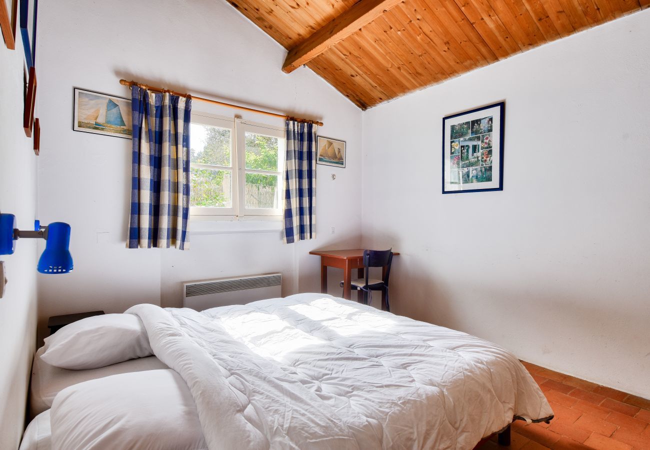Ferienhaus in Noirmoutier-en-l´Ile - 100 m vom Strand -6 Erwachsene /4 Kinder- Garten