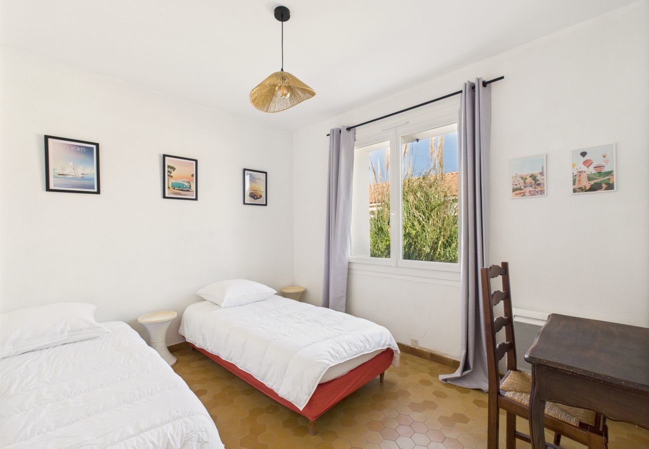 Ferienhaus in Bretignolles-sur-Mer - Garten, 800m vom Strand, Haus für 6