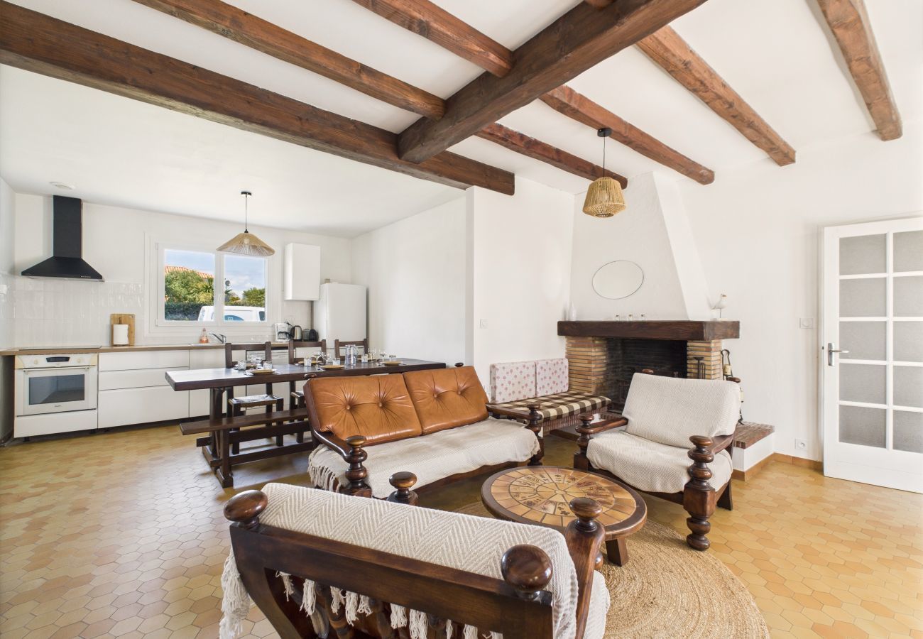 Ferienhaus in Bretignolles-sur-Mer - Garten, 800m vom Strand, Haus für 6