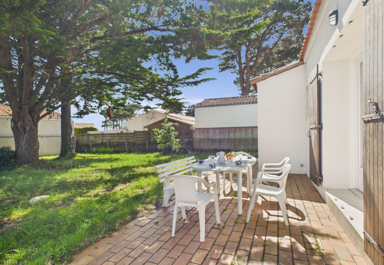 Ferienhaus in Bretignolles-sur-Mer - Garten, 800m vom Strand, Haus für 6
