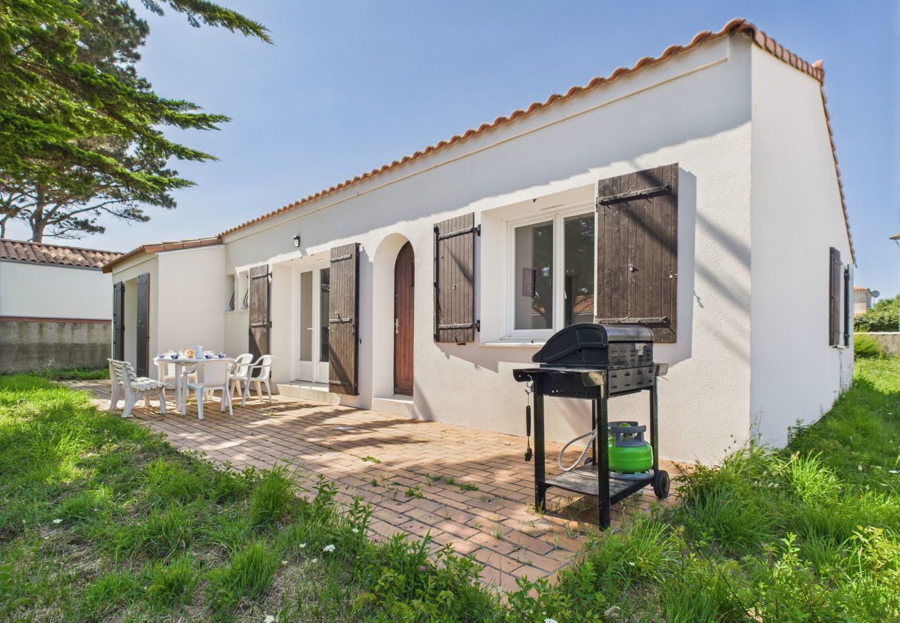 Ferienhaus in Bretignolles-sur-Mer - Garten, 800m vom Strand, Haus für 6