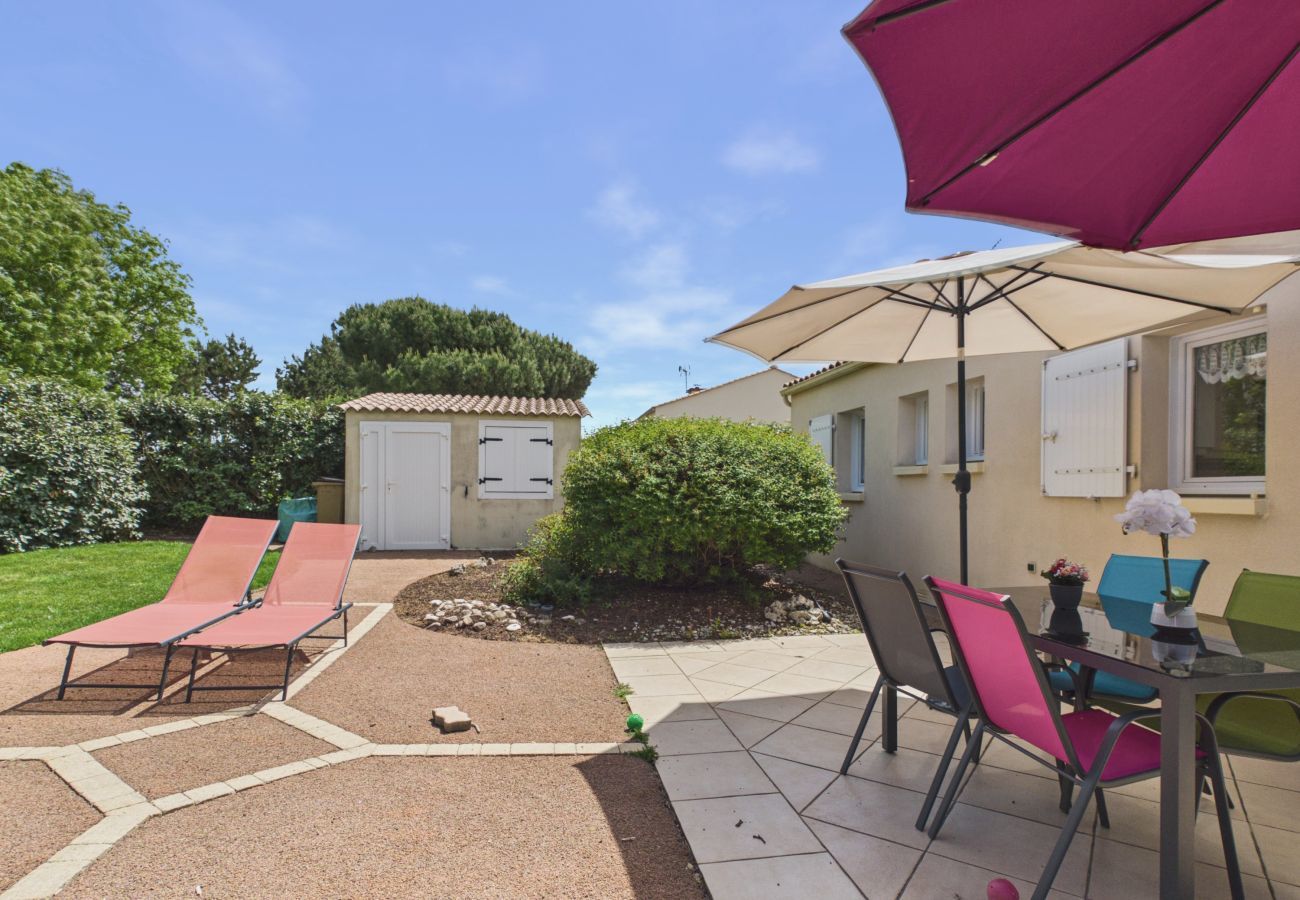 Ferienhaus in Saint-Vincent-sur-Jard - Hübsches Haus für 4 Personen mit Garten