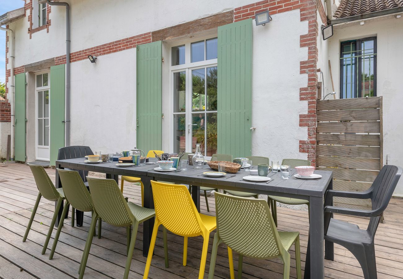 Ferienhaus in Pornic - Familienhaus, 200m vom Meer, 10 Erw, 2 Kinder
