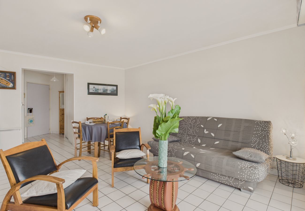 Ferienwohnung in Erquy - Meerblick – 25 m zum Strand, für 4 Pers 