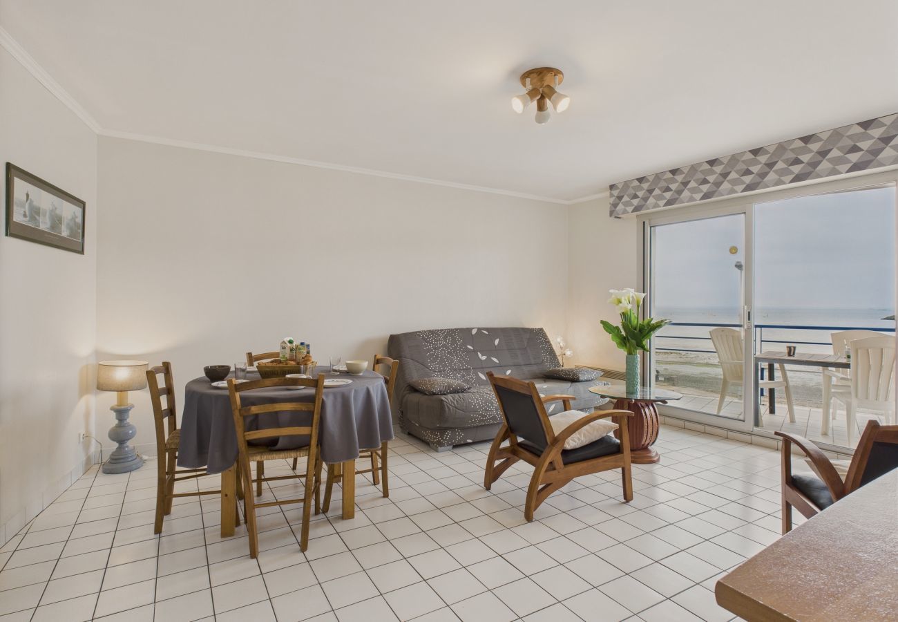 Ferienwohnung in Erquy - Meerblick – 25 m zum Strand, für 4 Pers 