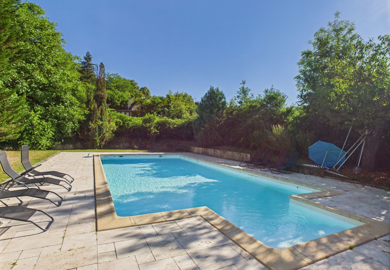 Ferienhaus in Peyzac-le-Moustier - Pool – Haus für 10 Erwachsene und 2 Kinder