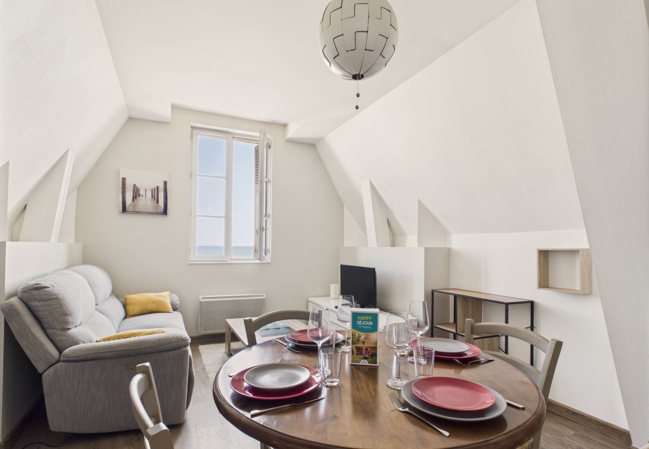 Ferienwohnung in Saint-Gilles-Croix-de-Vie - Apartment für 4 mit Meerblick