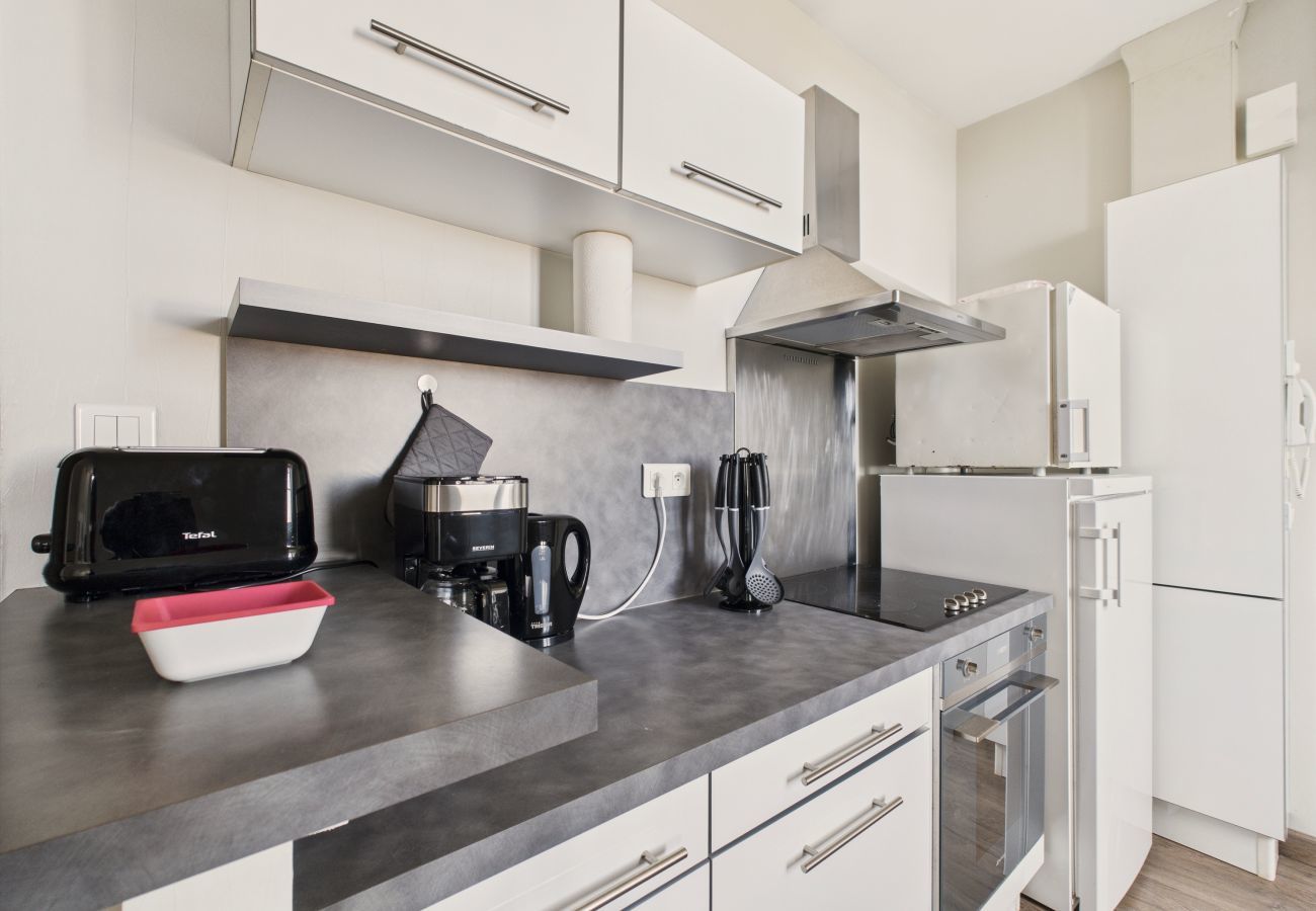 Ferienwohnung in Saint-Gilles-Croix-de-Vie - Apartment für 4 mit Meerblick