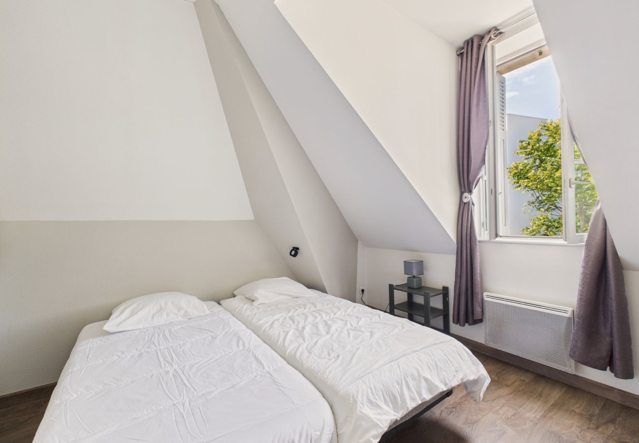 Ferienwohnung in Saint-Gilles-Croix-de-Vie - Apartment für 4 mit Meerblick