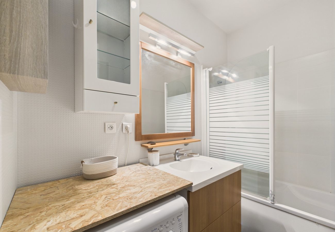 Ferienwohnung in Saint-Gilles-Croix-de-Vie - Apartment für 4 mit Meerblick