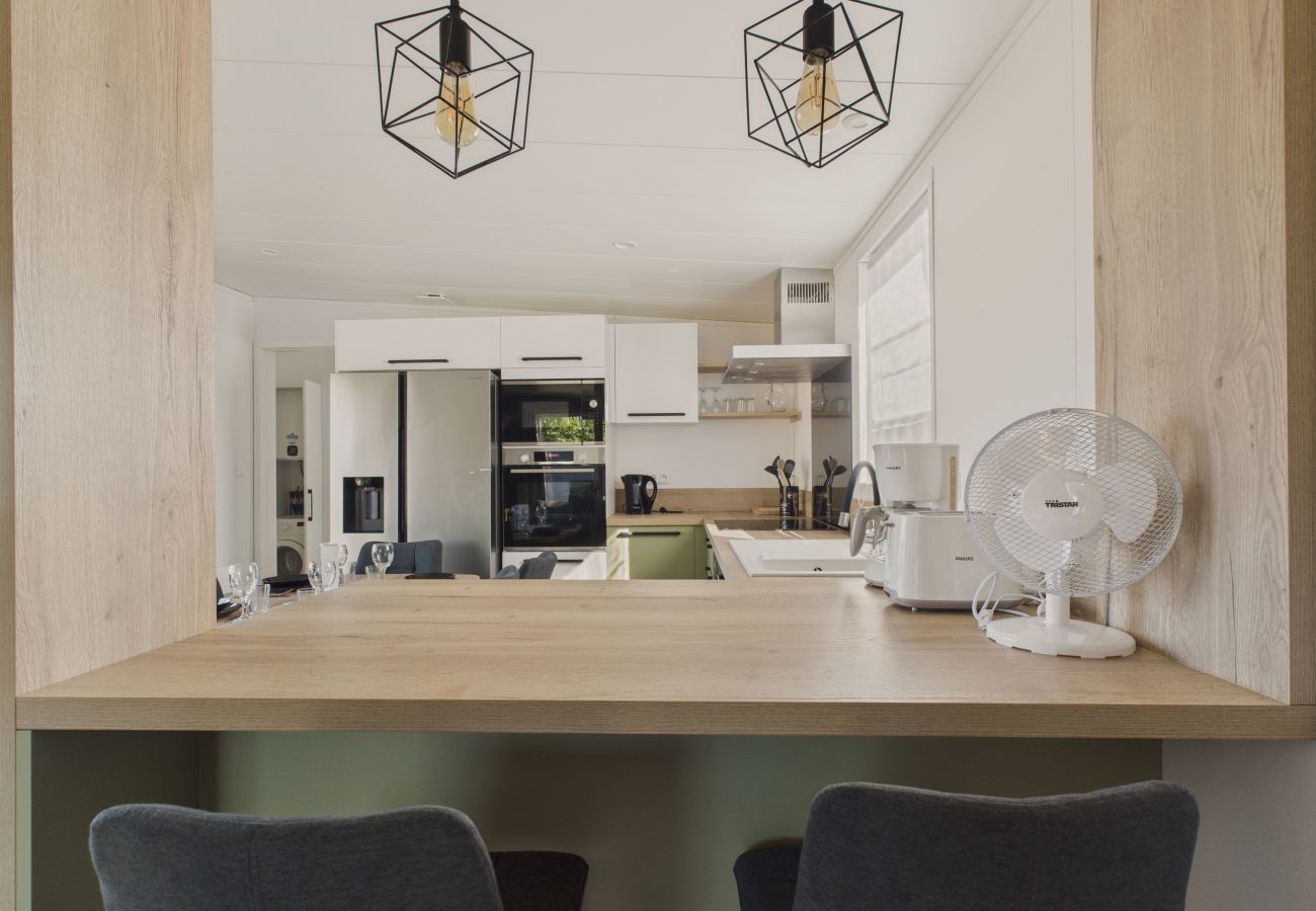 Chalet in Saint-Gilles-Croix-de-Vie - Chalet mit Pool für 4 Erwachsene / 2 Kinder