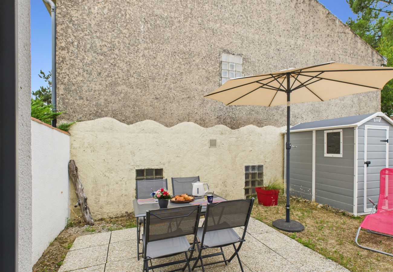 Studio in La Tranche-sur-Mer - 750 m vom Strand entfernt – Studio mit Garten für 2