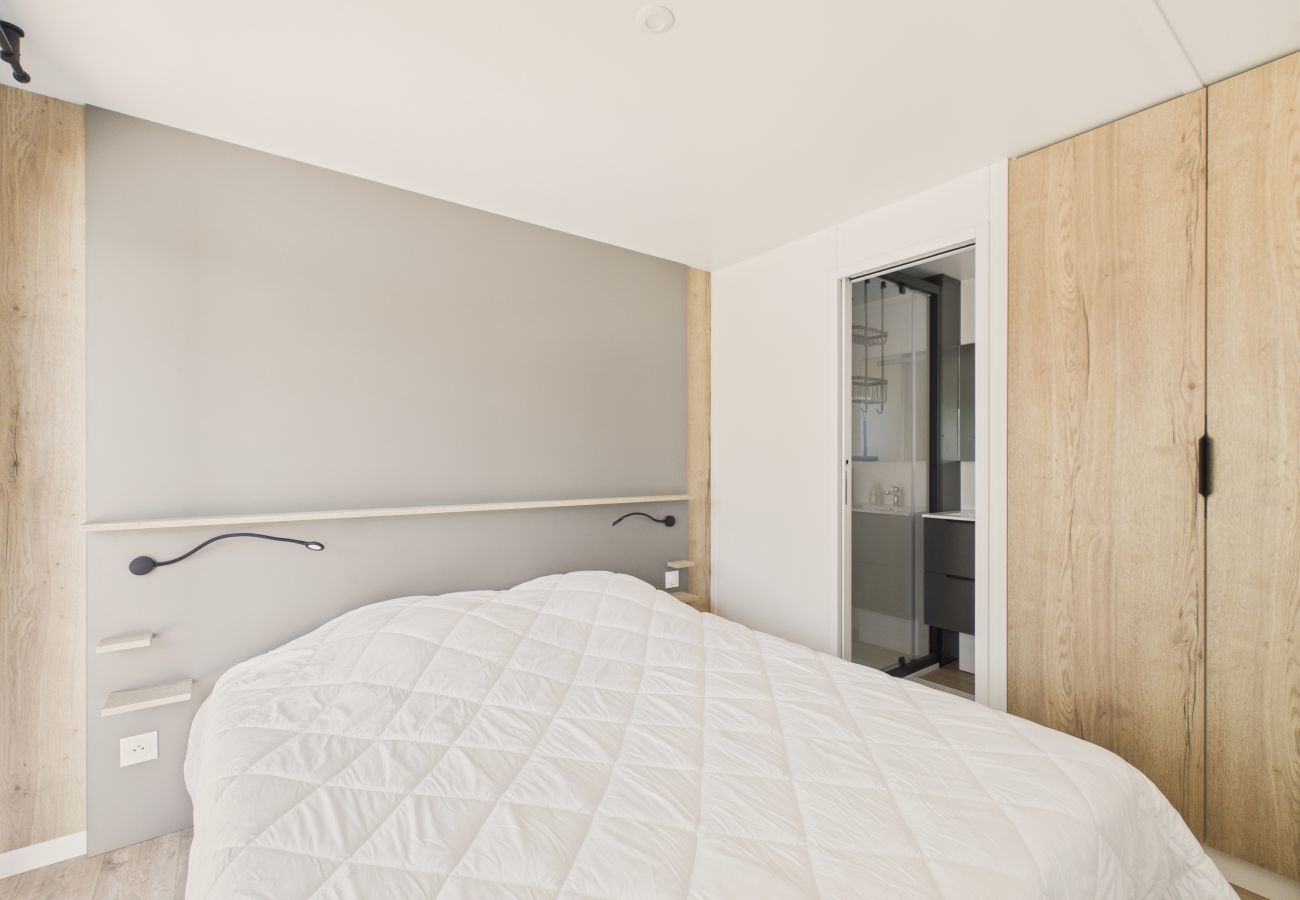 Chalet in Saint-Gilles-Croix-de-Vie - Chalet für 6 Personen mit Gemeinschaftspool