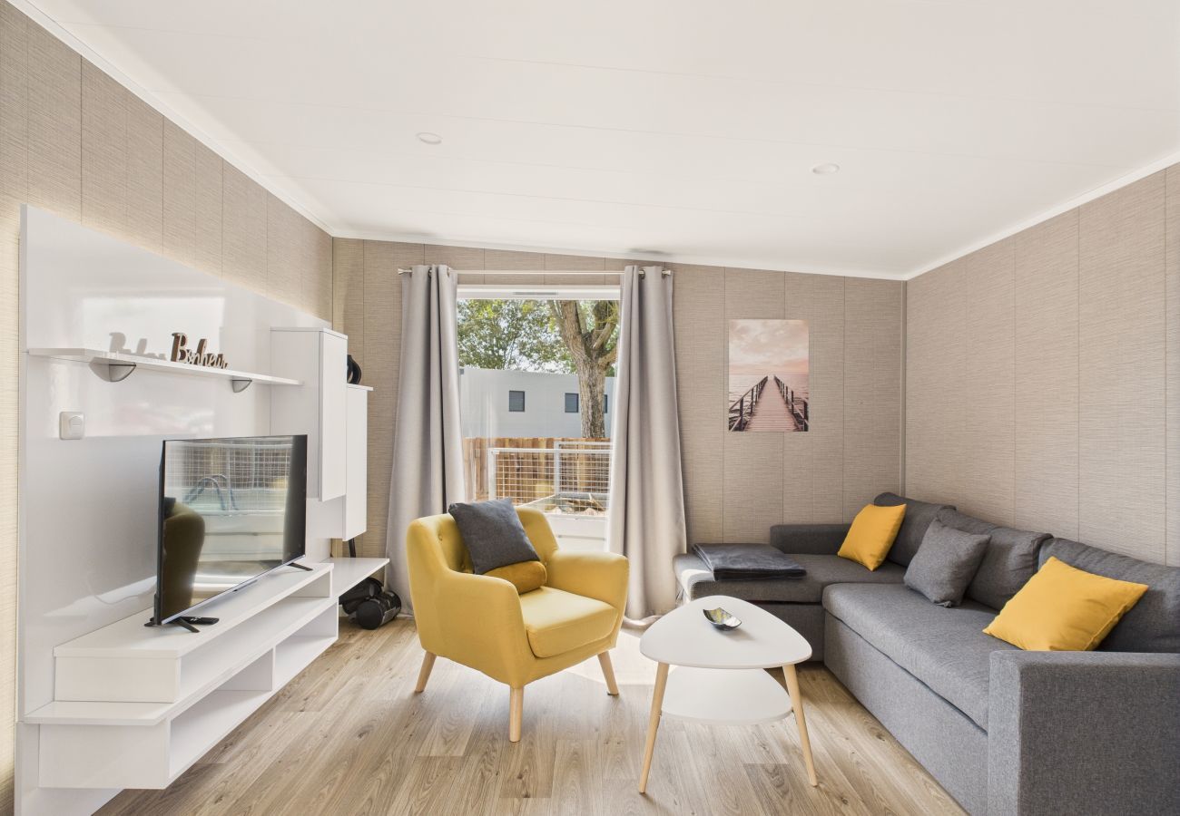 Chalet in Saint-Gilles-Croix-de-Vie - Gemeinsamer beheizter Pool - Chalet für 4