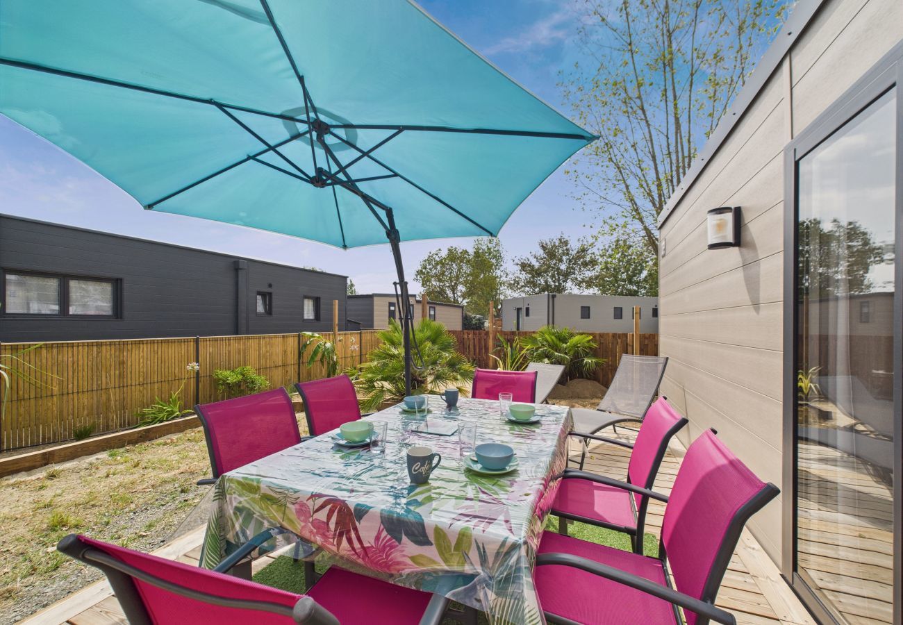 Chalet in Saint-Gilles-Croix-de-Vie - Gemeinsamer beheizter Pool - Chalet für 4