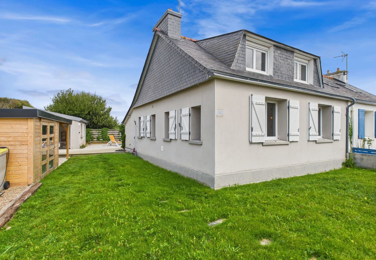 Ferienhaus in Penmarch - 300 m vom Strand – Haus für 7 mit großer Terrasse         