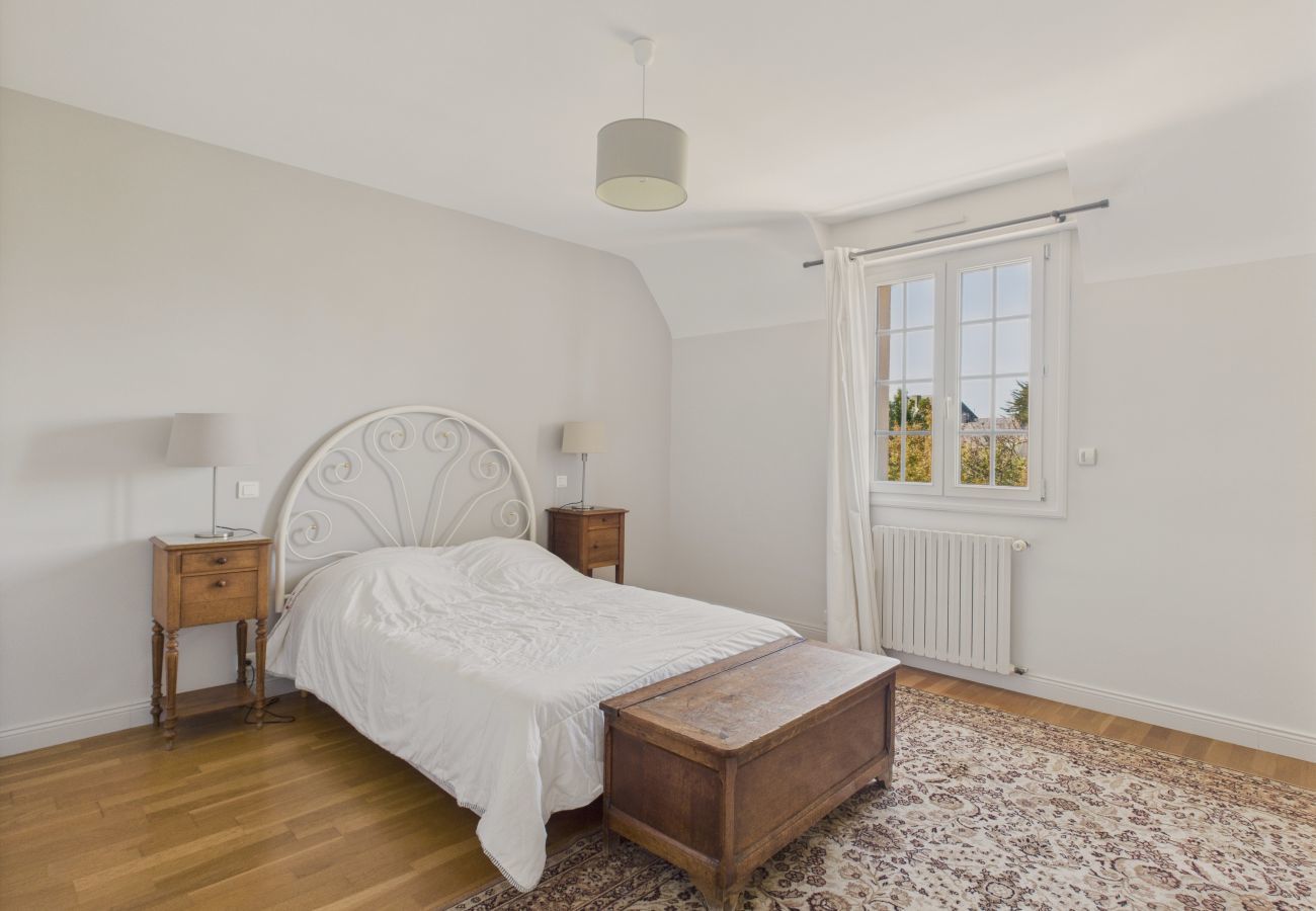 Ferienhaus in Le Pouliguen - 650 m vom Meer – Großes Haus für 10  mit Pool
