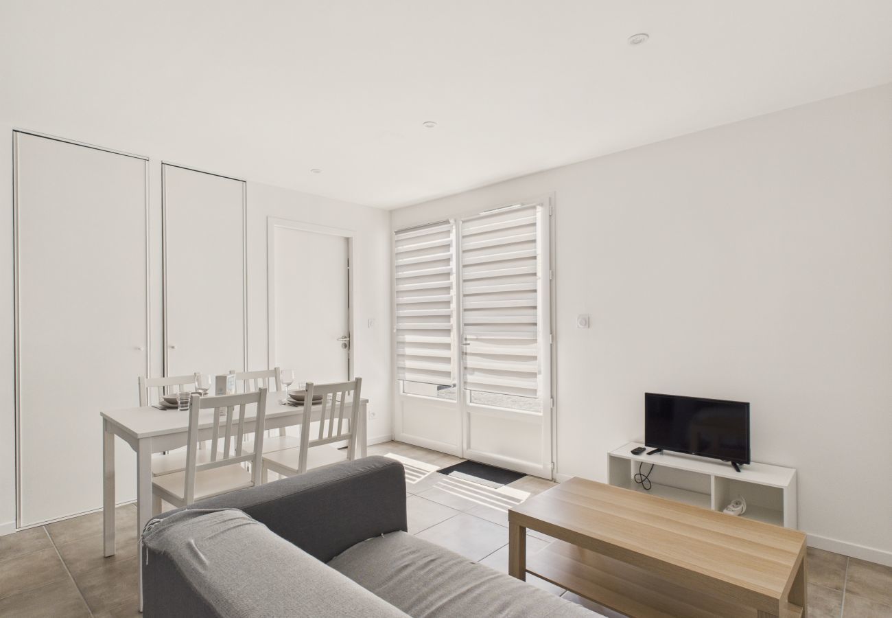 Ferienwohnung in Saint-Jean-de-Monts - Apartment für 2 in St-Jean-de-Mont mit Garten