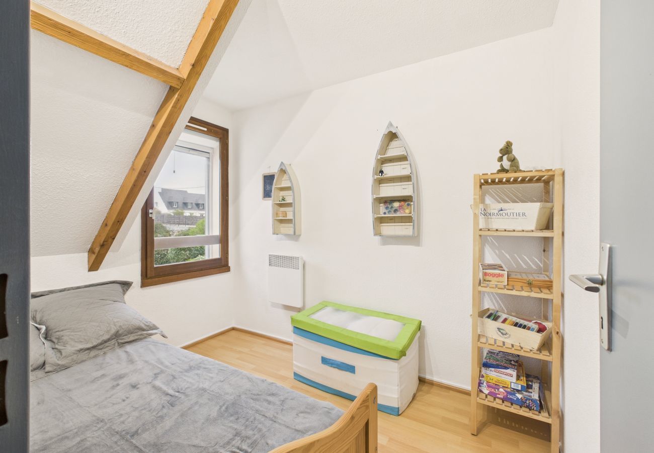 Ferienhaus in Batz-sur-Mer - Haus mit Meerblick, Gemeinschaftspool und Garten